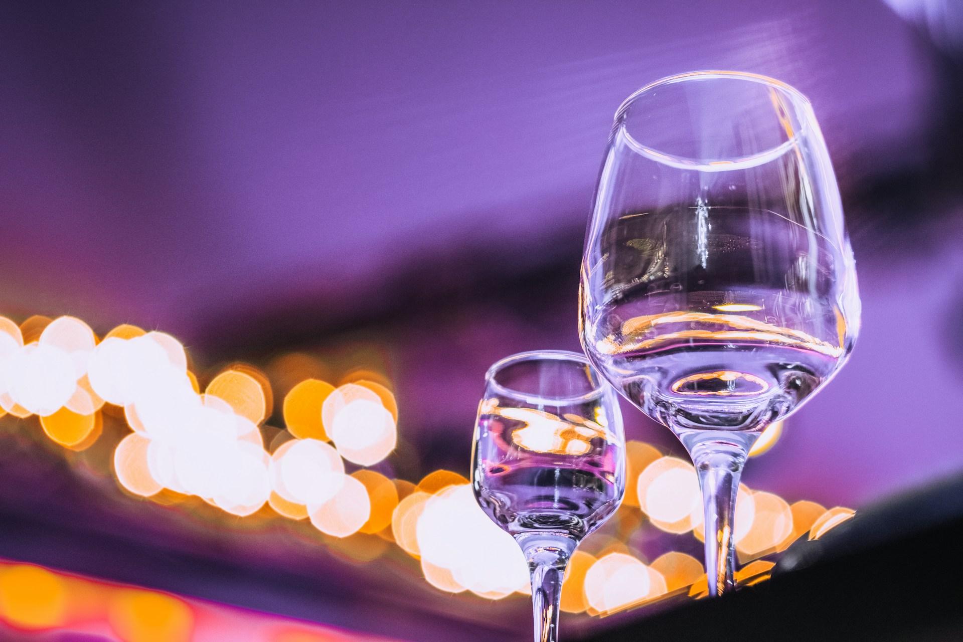 Szerzők